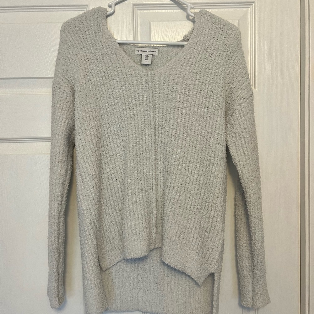 cupcakes & cashmere Cream V-Neck Sweater